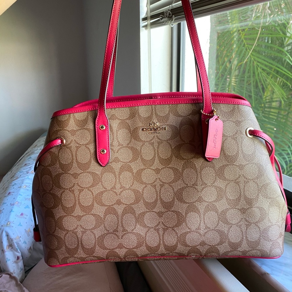 Coach purse